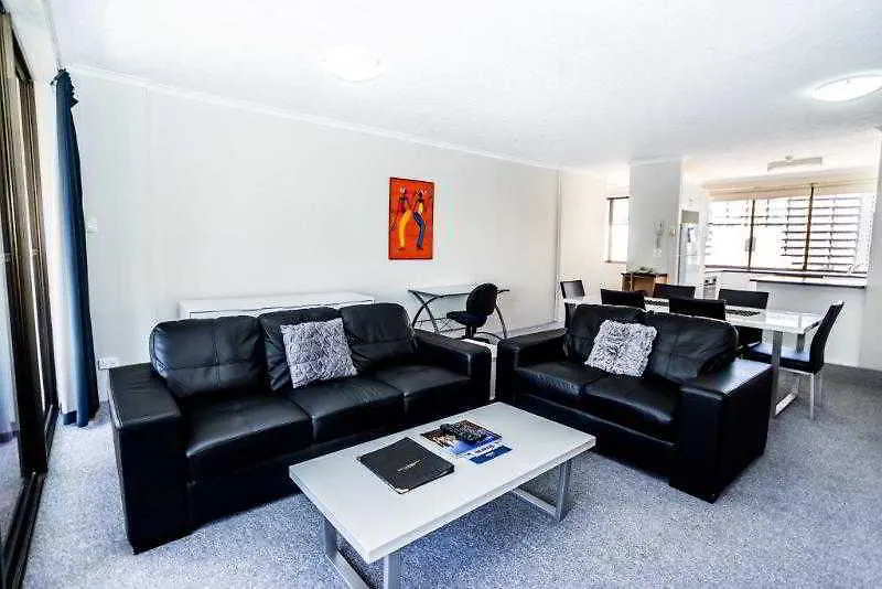 Aparthotel The Astor Apartments Brisbane