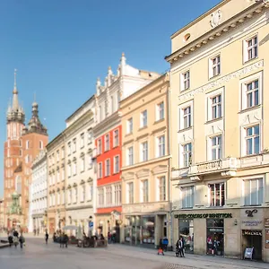 Venetian House Market Square Aparthotel Krakow